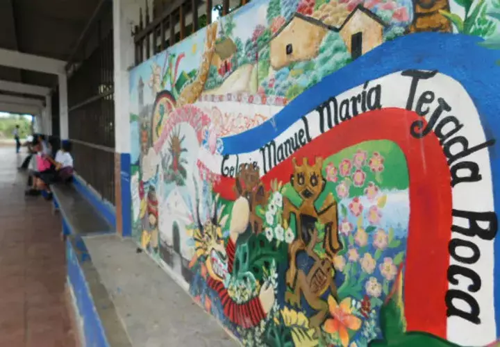 Medidas adoptadas en el colegio Tejada Roca de Las Tablas son por dos semanas. Foto: Zenaida Vásquez