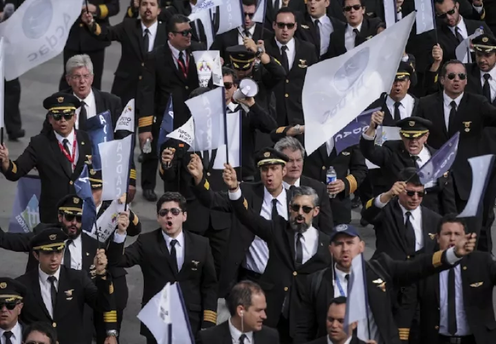 La huelga comenzó el pasado 20 de septiembre para exigir mejoras salariales. EFE