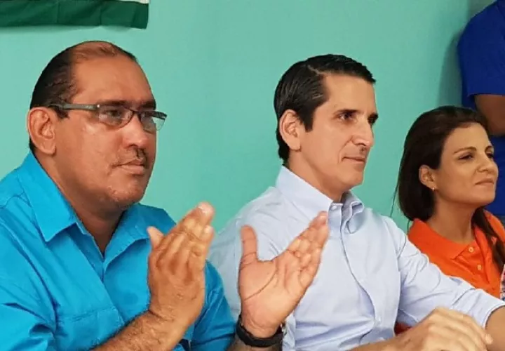 "La unidad es necesaria", destacó el opositor Rómulo Roux. Cortesía 
