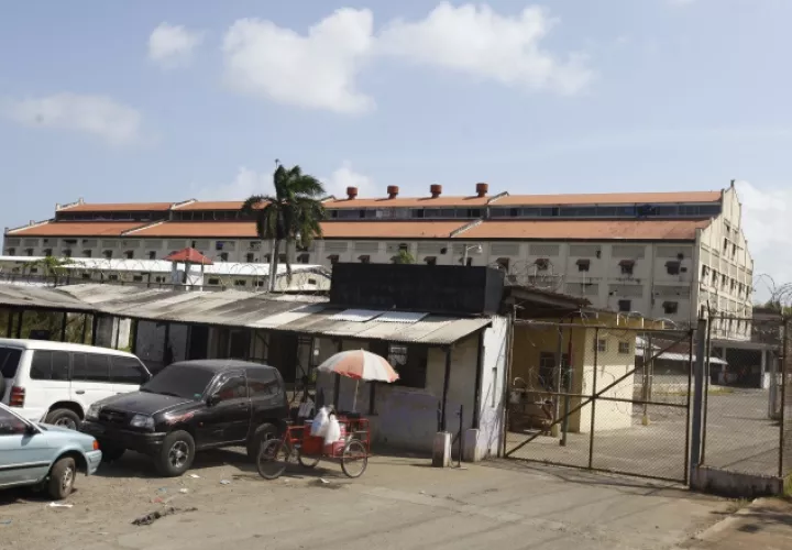 La comisión evaluadora descalificó a los dos competidores que tenía el Consorcio Centro Penitenciario Colón alegando razones de formalidad en algunos requisitos. /Foto Archivo