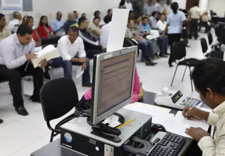 Existen opiniones encontradas en cuanto a tipificar como delito la evasión fiscal en el país. /Foto Archivo