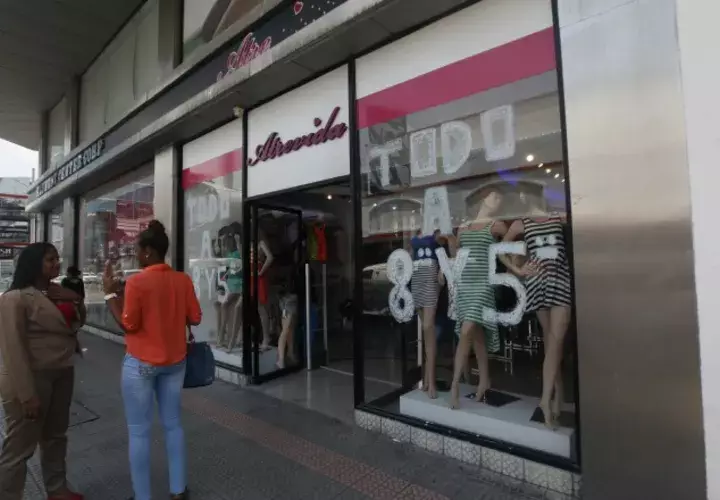 Empresas de la Zona Libre de Colón enfrentan el obstáculo de conseguir pólizas de seguro. /Foto Archivo