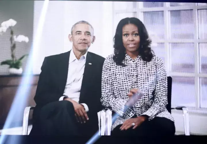 Barack Obama y su esposa. /Foto AP