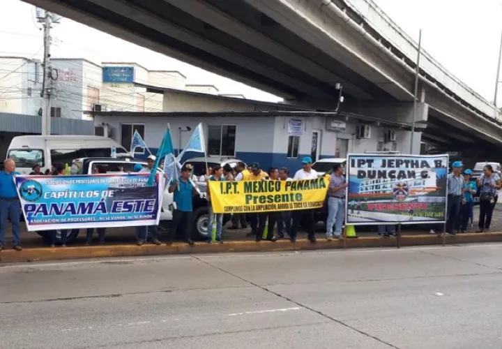 Gremios se organizaron para protestar desde la  24 de Diciembre. /Foto Cortesía