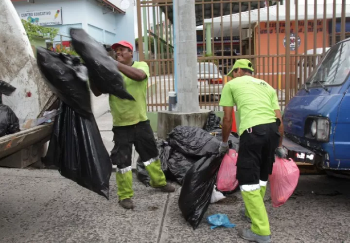 Clientes se han acercado a la AAUD a saldar su deuda. ARCHIVO