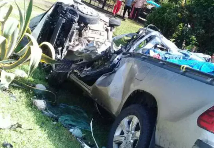 El accidente, donde mueren tres personas. @TraficoCPanama/ @tvntrafico 
