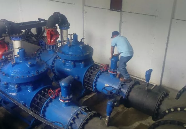 Falta de agua es desde el mediodía del miércoles 15 de noviembre.