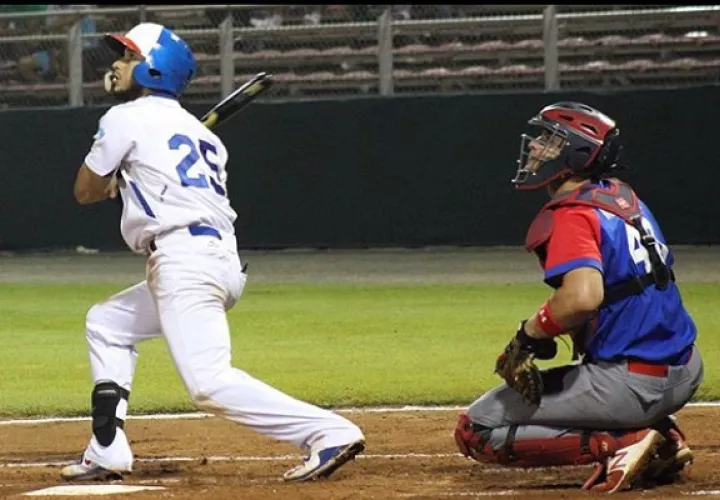 Panamá tiene marca de 2-1 en la super ronda.