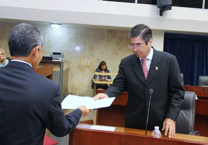 Domínguez se he ausentado varios días y posee restricciones médicas.