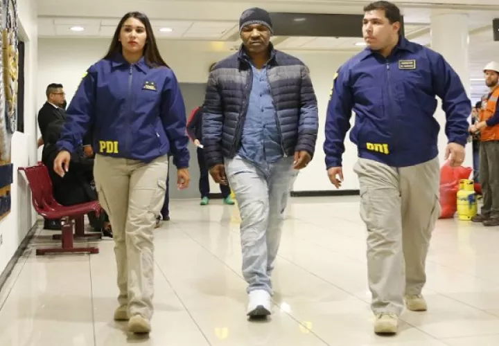 El pasado persigue a Mike Tyson. 