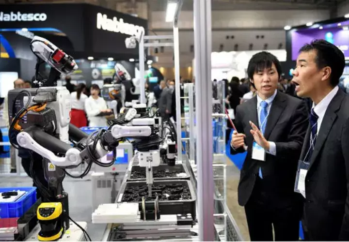 Los robots para suplir carencias afectivas continúan su expansión