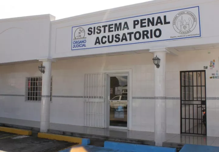 La mujer sigue detenida desde mayo pasado y deberá esperar la fecha del juicio / José Adames.