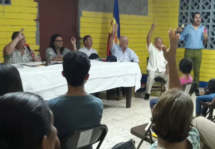 Elección de los miembros del Patronato. Foto: Zenaida Vásquez. 