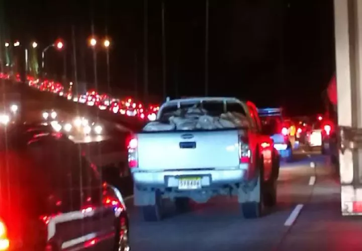 Vías se congestionan este mes. /Foto Cortesía