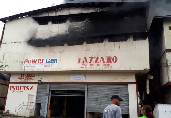 Esta fue la segunda galera en ser alcanzada por las llamas. /Foto Delfia Cortez