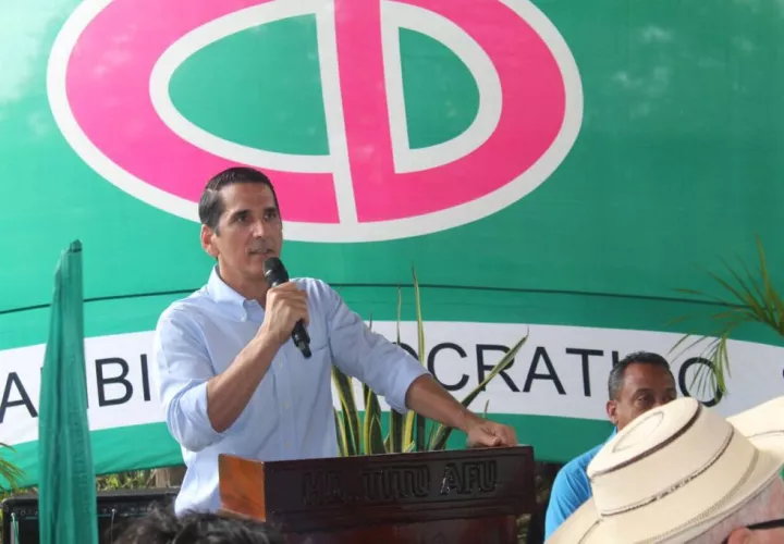 Rómulo Roux fue ministro del Canal en la era Martinelli / Foto Cortesía.