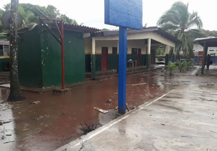 Docentes piden mejores mecanismo de traslado a áreas de difícil acceso. Foto AEVE