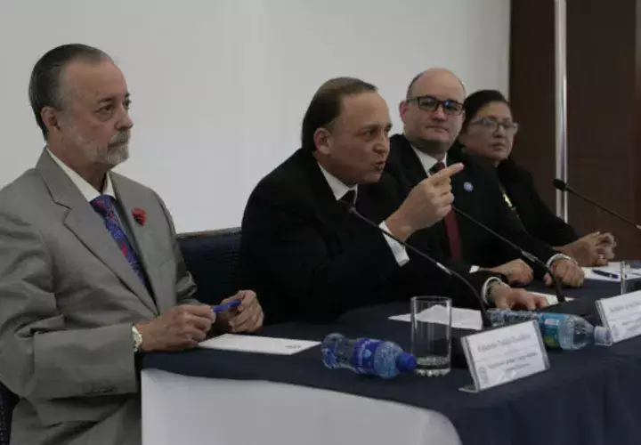 El TE realizó una conferencia para tocar el tema / Foto: Víctor Arosemena.