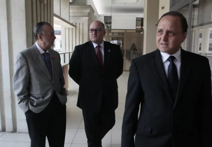 Expertos señalan que los magistrados del TE deben salir a aclarar sobre lo que se puede hacer o no con las nuevas reformas. Víctor Arosemena.   