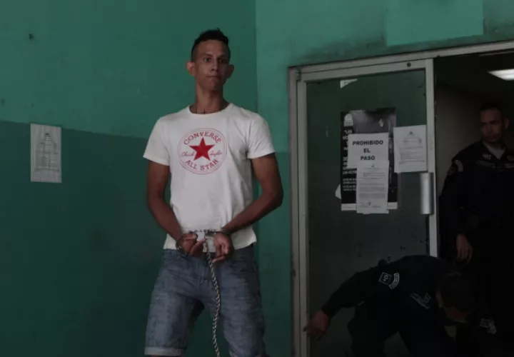 Mario Elías Márquez,  a su salida del Sistema Penal Acusatorio. Víctor Arosemena