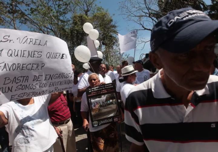 Los pacientes afectados por dietilenglicol han salido a las calles en múltiples ocasiones para exigir justicia y atención por parte del Estado a sus necesidades. /Foto Archivo