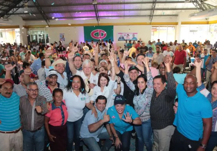 La nómina encabezada por Ricardo Martinelli recibió apoyo. /Foto Mayra Madrid