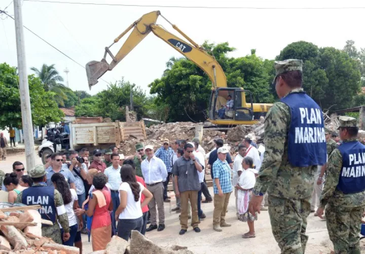 El sismo, de gran magnitud, destruyó gran cantidad de viviendas en diferentes estados del país. /Foto EFE
