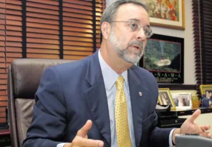 Eduardo Valdés Escoffery  dice que hay que respetar lo pactado. /Foto: Panamá América
