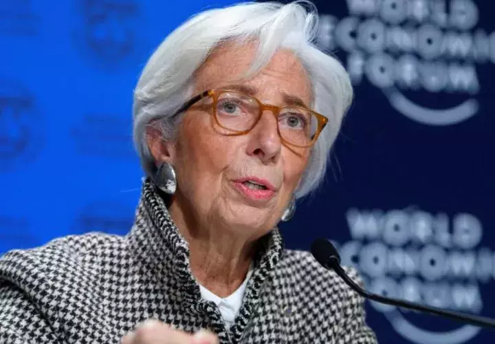 Lagarde pidió no caer en la complacencia por la aceleración del crecimiento económico mundial. /Foto EFE