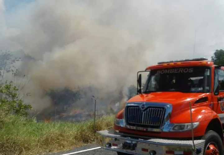 El Benemérito Cuerpo de Bomberos está alerta a cualquier tipo de emergencias que se den en el país. /Foto: Panamá América