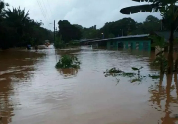 Desborde del río Icacal en las pasadas inundaciones. Fotos: Diómedes Sánchez. 