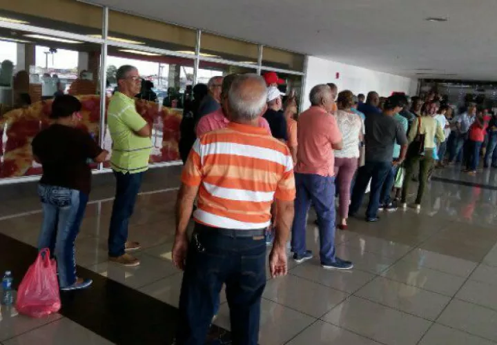 El señor ya había cambiado otros Cepadem / Panamá América.