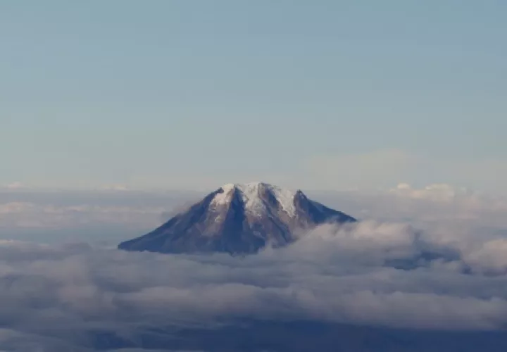 El Nevado del Tolima, con una altura de 5.220 metros sobre el nivel del mar, hace parte del Parque Nacional Natural Los Nevados. FOTO/EFE