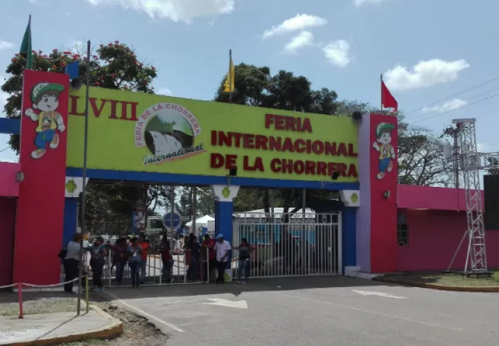 Entrada a la feria. Foto: Eric A. Montenegro.