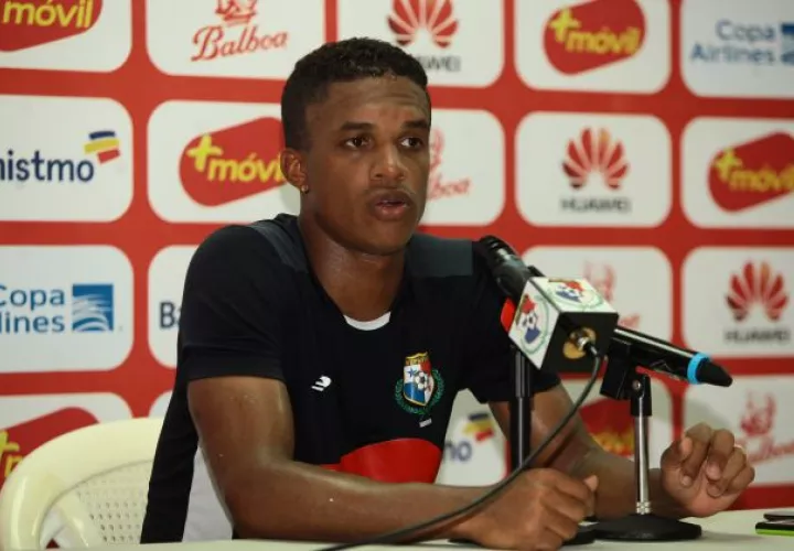 Luis Ovalle con la selección de Panamá. Foto Anayansi Gamez