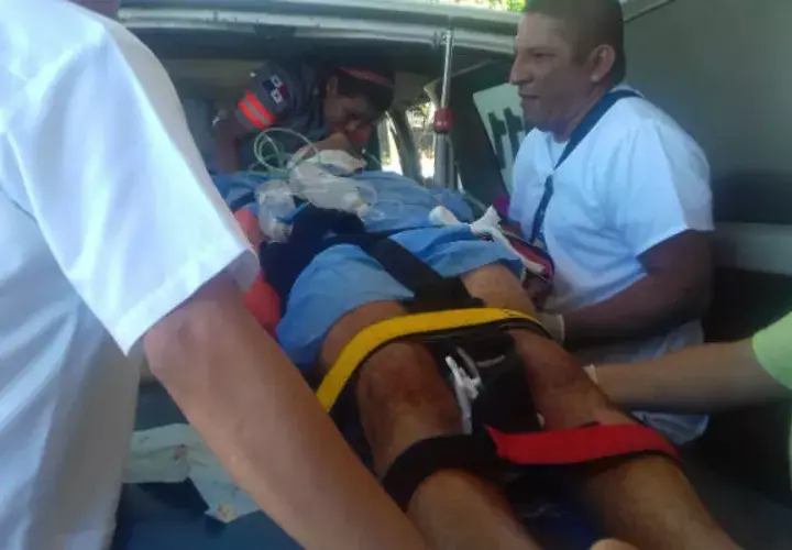 Fue trasladado al hospital de David. Foto: Mayra Madrid. 