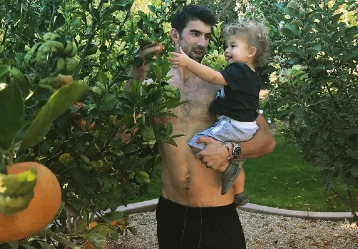 Phelps tiene un hijo y el segundo nacerá este año.