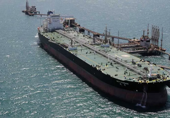 No se permitió partir al petrolero siguiendo las reclamaciones de varias compañías navieras. FOTO /Ilustrativa