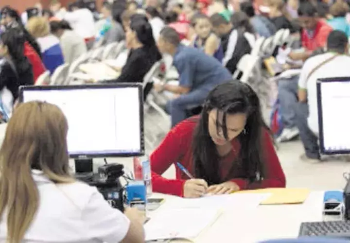 Los contratos de trabajo  por tiempo indefinido disminuyeron un 7.1%