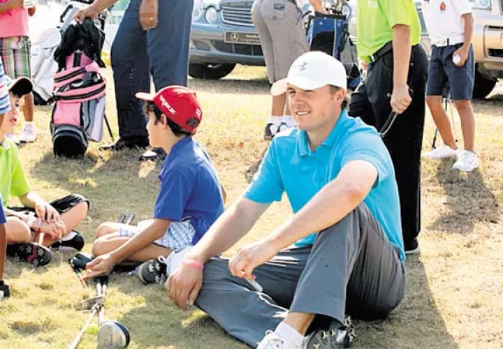 Jordan Spieth en la charla para niños en Panamá. /Foto Anayansi Gamez