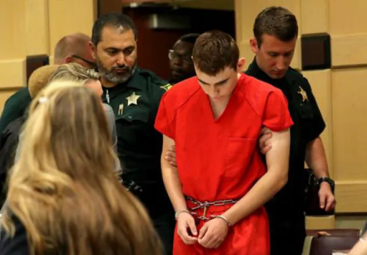 El autor del tiroteo de Parkland dice a la familia que lo acogió que lo "siente". Foto: EFE