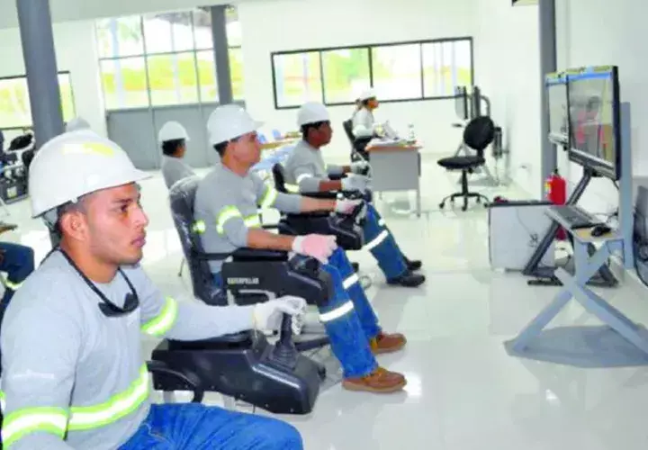 La formación técnica y vocacional que tienen planeadas ambas instituciones contempla áreas de demanda laboral. /Foto Archivo