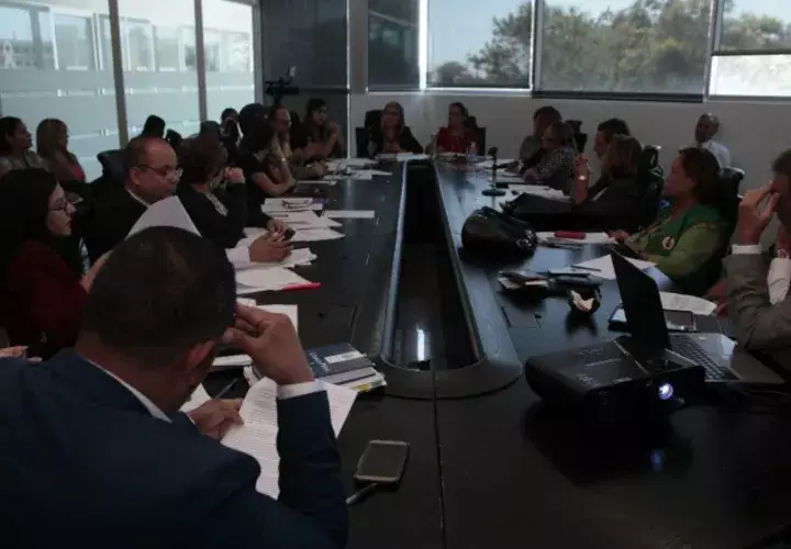 Durante la reunión, fueron pocos los acuerdos que se dieron entre los asistentes. /Foto: Víctor Arosemena