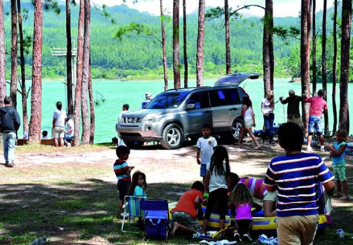 Los turistas buscan como opción el lugar debido a la belleza de la reserva forestal y la oportunidad de acampar en familia. /Foto Archivo
