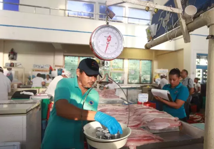 La Cuaresma es un tiempo que por tradición los panameños tienden a consumir mayor cantidad de pescado. Archivo