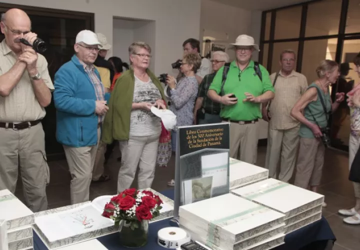 Afortunado recorrido por el Museo de Panamá Viejo. 