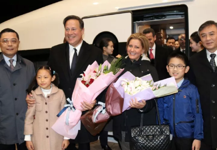 La Presidencia no ahondó en detalles sobre cuál es el destino del mandatario y su familia. /Foto Archivo