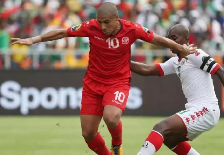 Wahbi Khazri (izq.) es una de las figuras que llevará Túnez a Rusia 2018. /Foto EFE