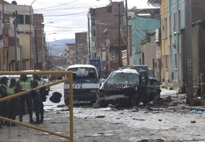 Explosión en Oruro en Carnaval. EFE