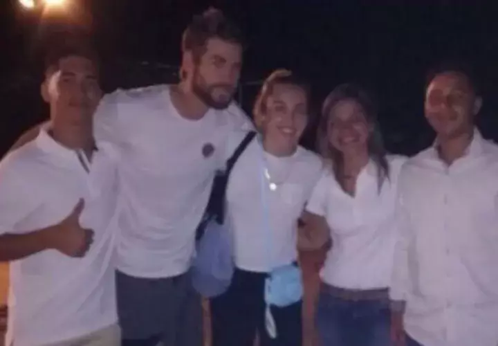 Miley y Liam en Chiriquí. Foto: Twitter